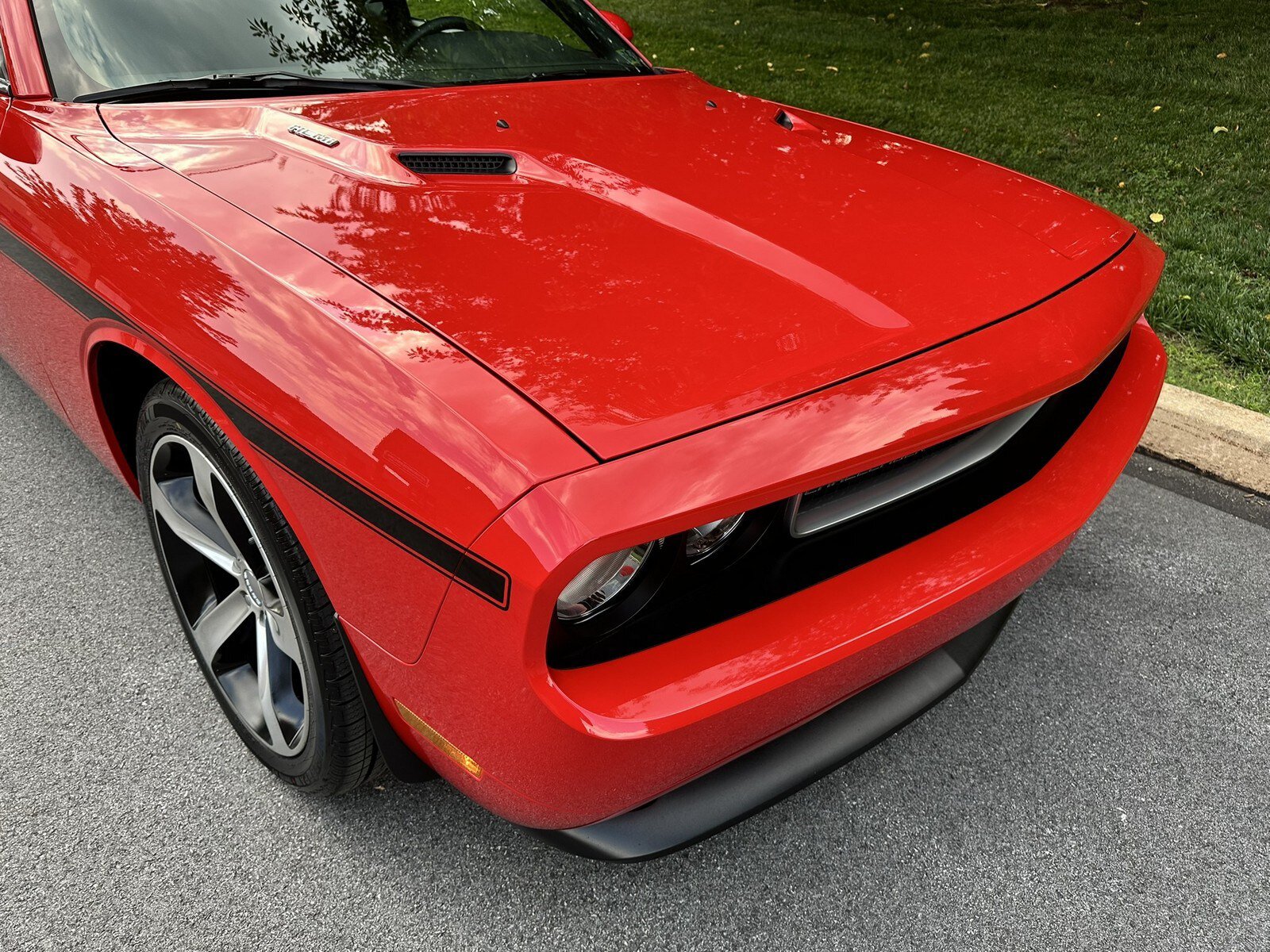 Used 2014 Dodge Challenger R/T w/ Electronics Convenience Group RWD image 54