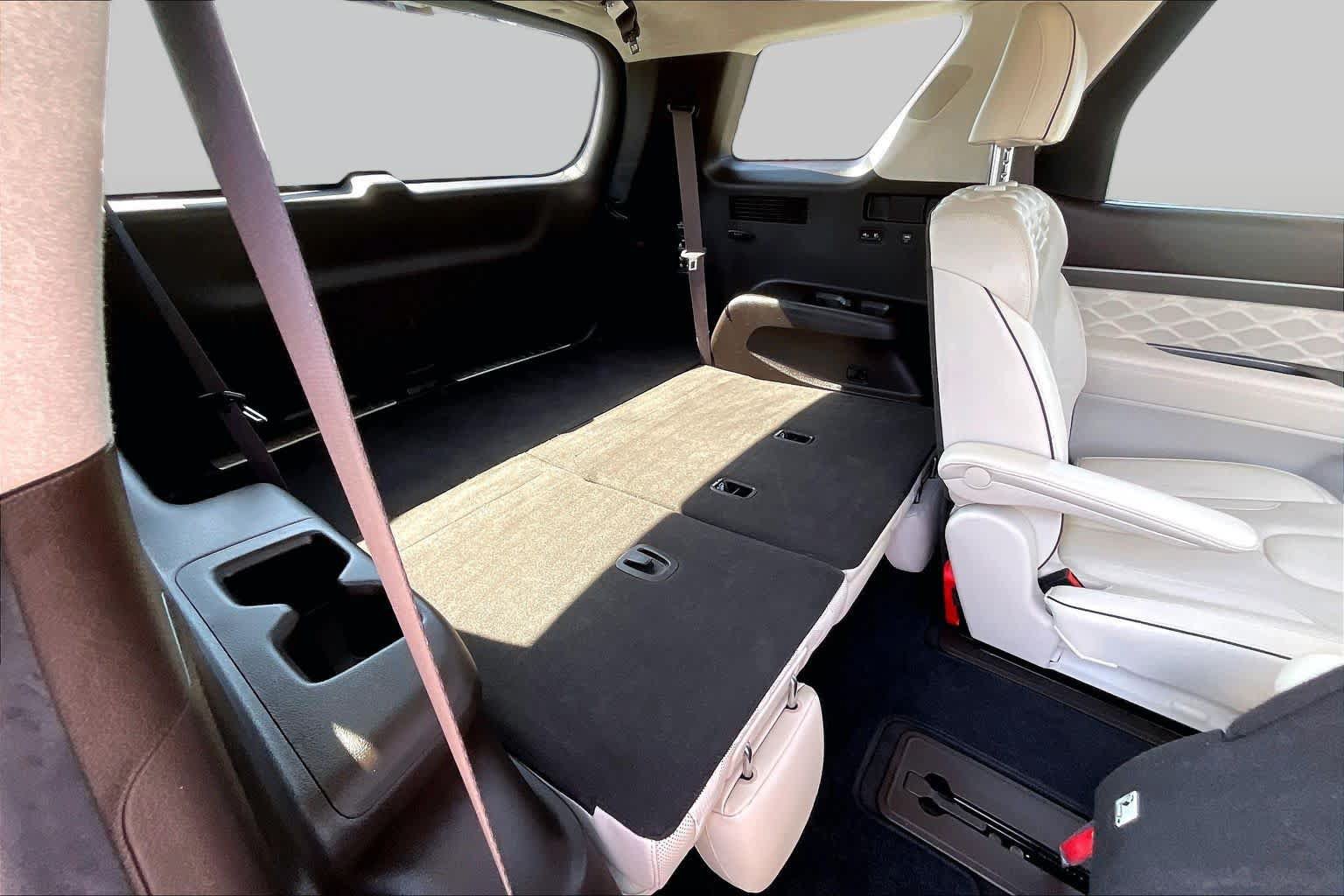 Used 2020 Hyundai Palisade Limited FWD image 17