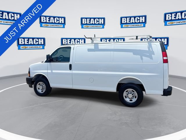 New 2026 Chevrolet Express 2500 w/ Driver Convenience Package RWD image 5