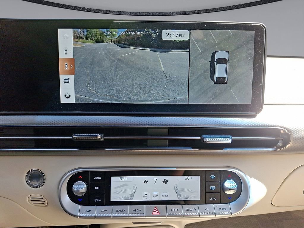 Used 2023 Genesis GV60 Performance image 15