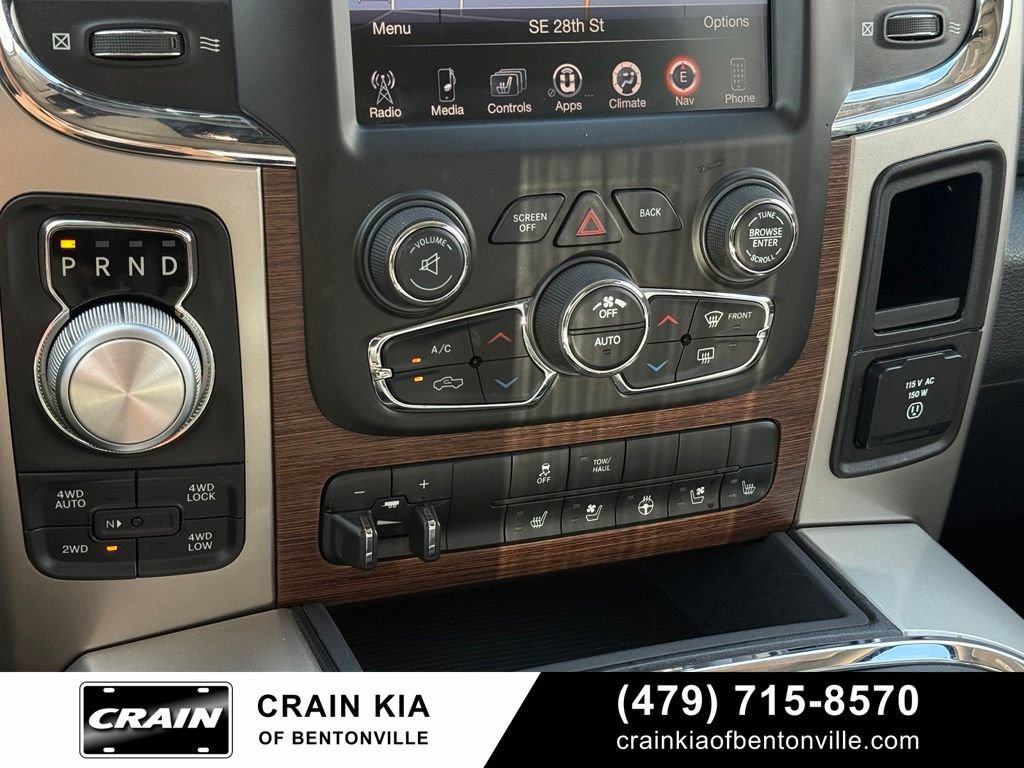 Used 2016 RAM 1500 Laramie w/ Convenience Group AWD/4WD image 17
