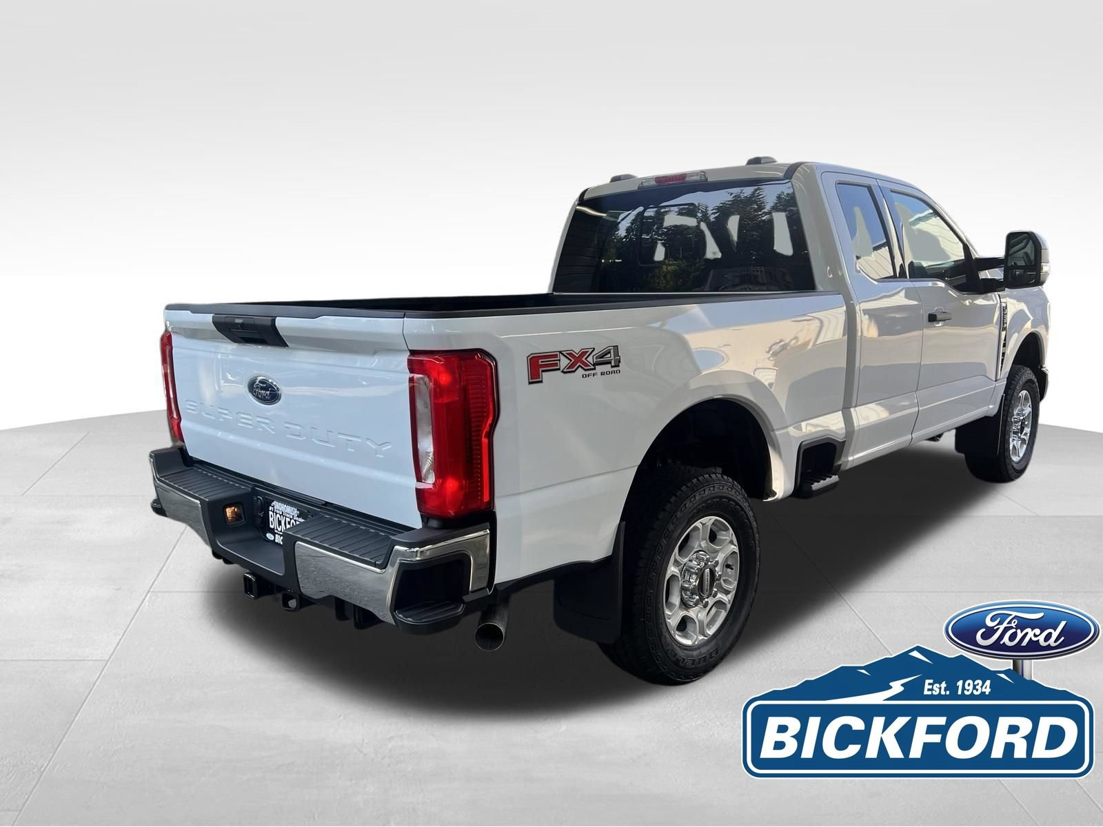 New 2026 Ford F250 XLT w/ FX4 Off-Road Package AWD/4WD image 5