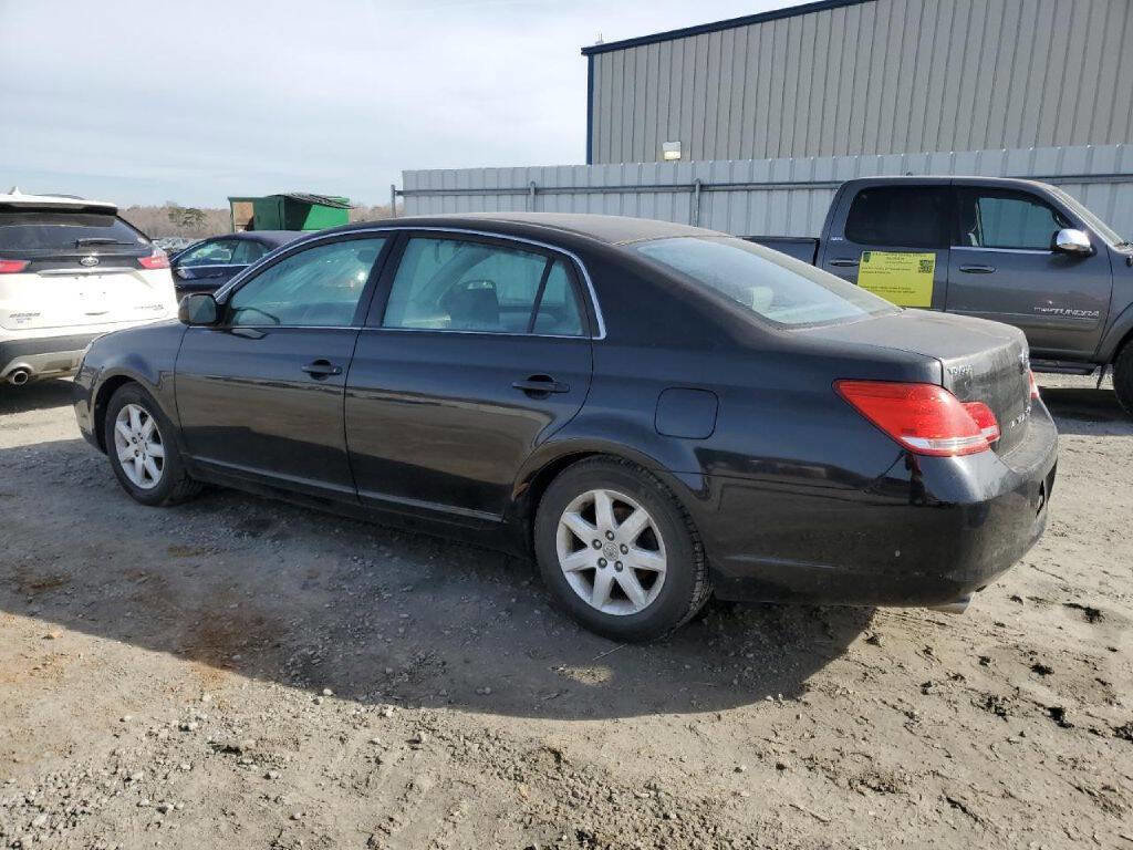 Used 2006 Toyota Avalon XL image 2