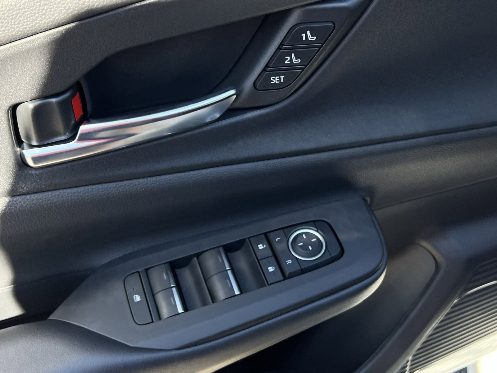 New 2026 Toyota Prius Plug-In Hybrid image 15