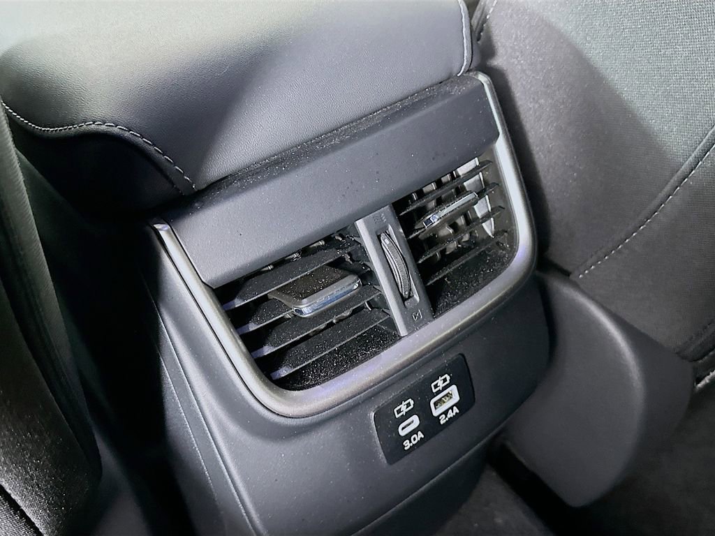 Used 2024 Subaru Outback Premium w/ Popular Package #1A AWD/4WD image 32