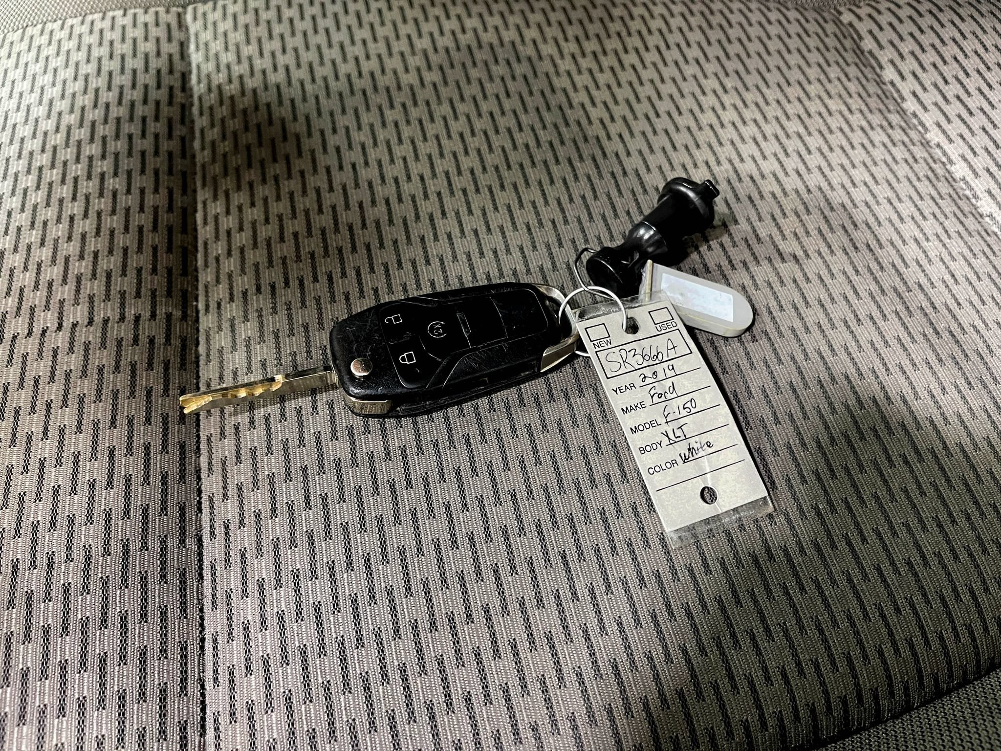 Used 2019 Ford F150 XLT w/ Equipment Group 302A Luxury AWD/4WD image 36