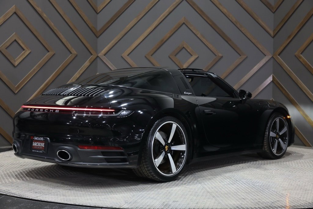 Used 2021 Porsche 911 Targa 4S image 13