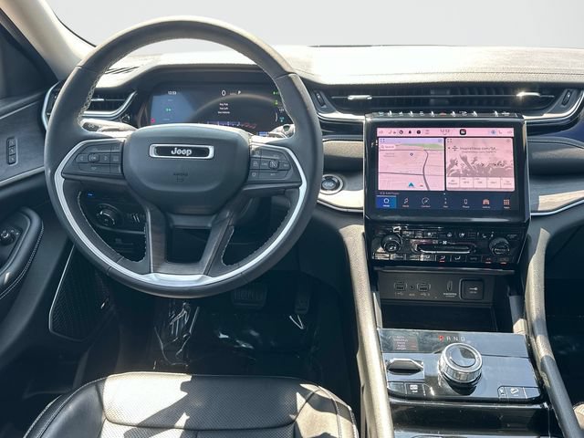 Used 2023 Jeep Grand Cherokee 4WD 4xe w/ Luxury Tech Group II image 2