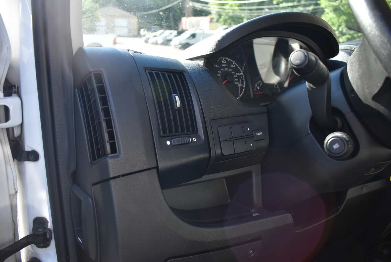 Used 2019 RAM ProMaster 2500 w/ Interior Convenience Group FWD image 39