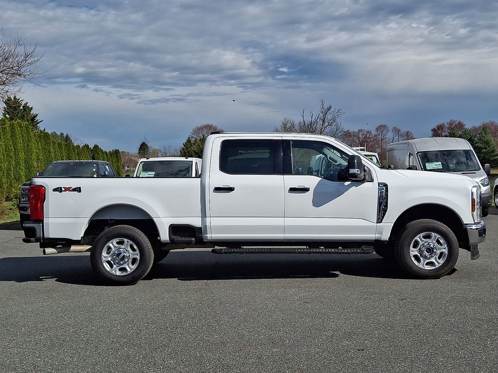 Used 2025 Ford F250 XLT image 7