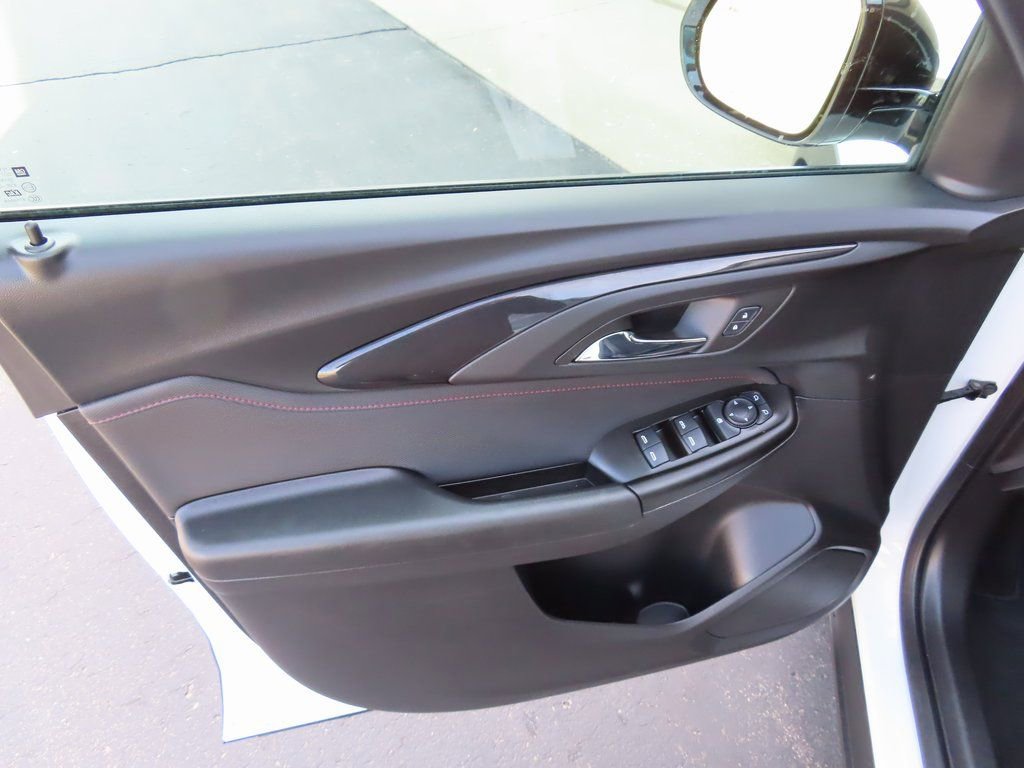 Certified 2023 Chevrolet TrailBlazer RS w/ Convenience Package image 22