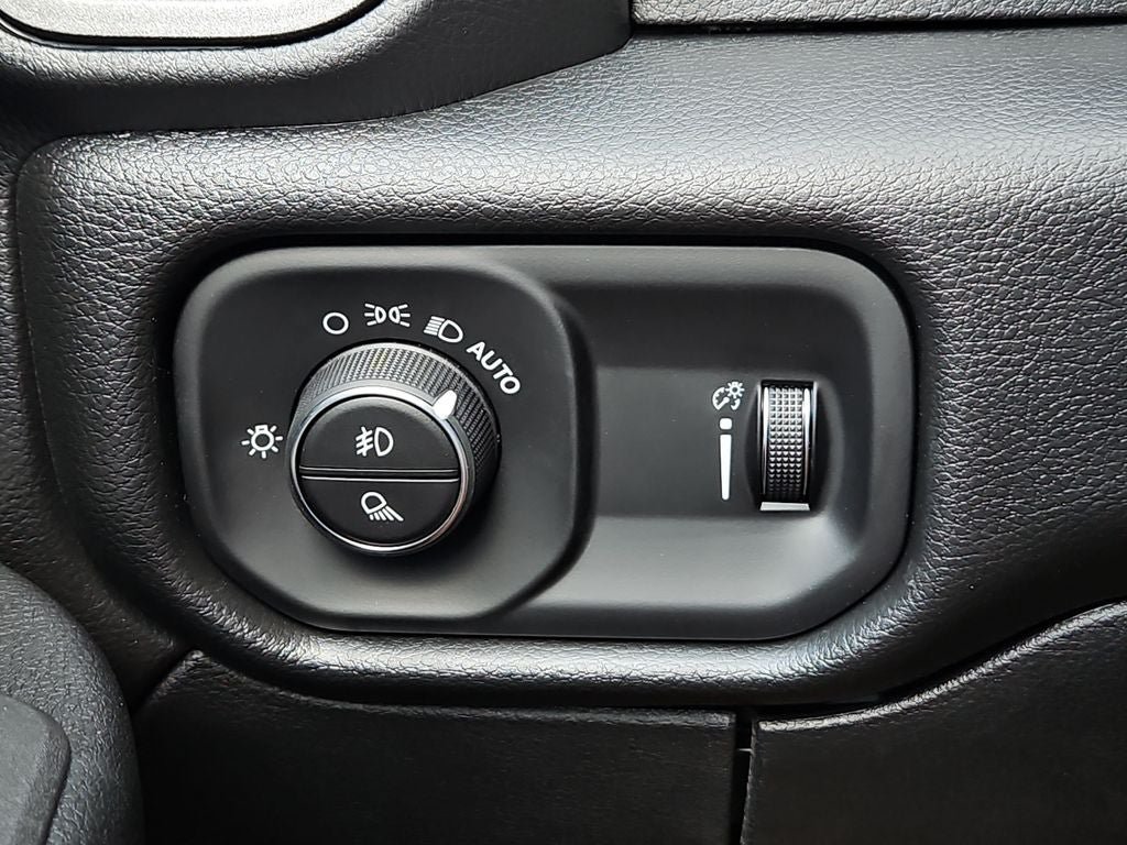 New 2026 RAM 2500 Tradesman AWD/4WD image 25