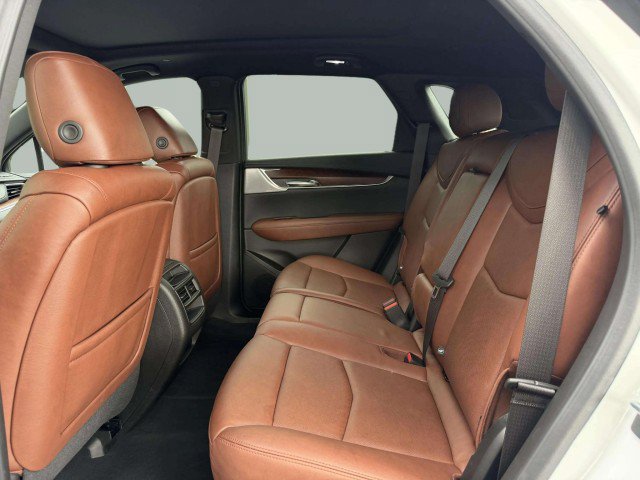 Used 2024 Cadillac XT5 Sportv w/ Technology Package AWD/4WD image 22