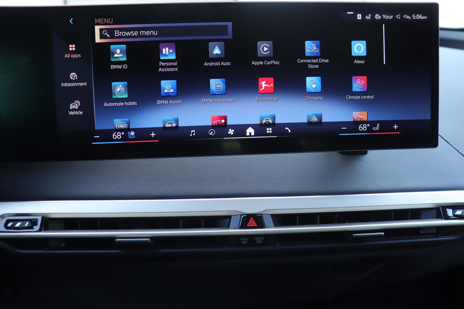 New 2026 BMW iX xDrive60 image 32