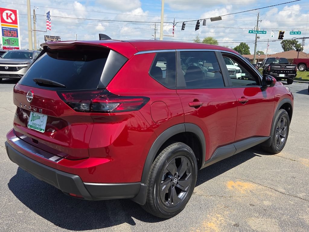 New 2026 Nissan Rogue SV FWD image 10