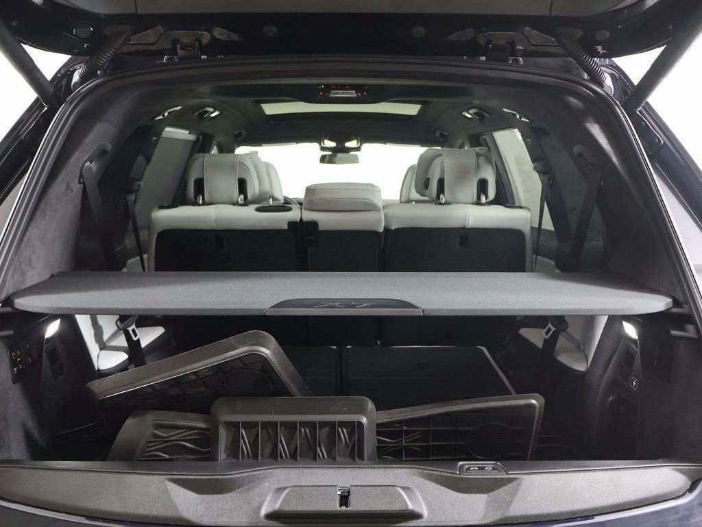 Used 2026 BMW X7 xDrive40i w/ M Sport Package image 16