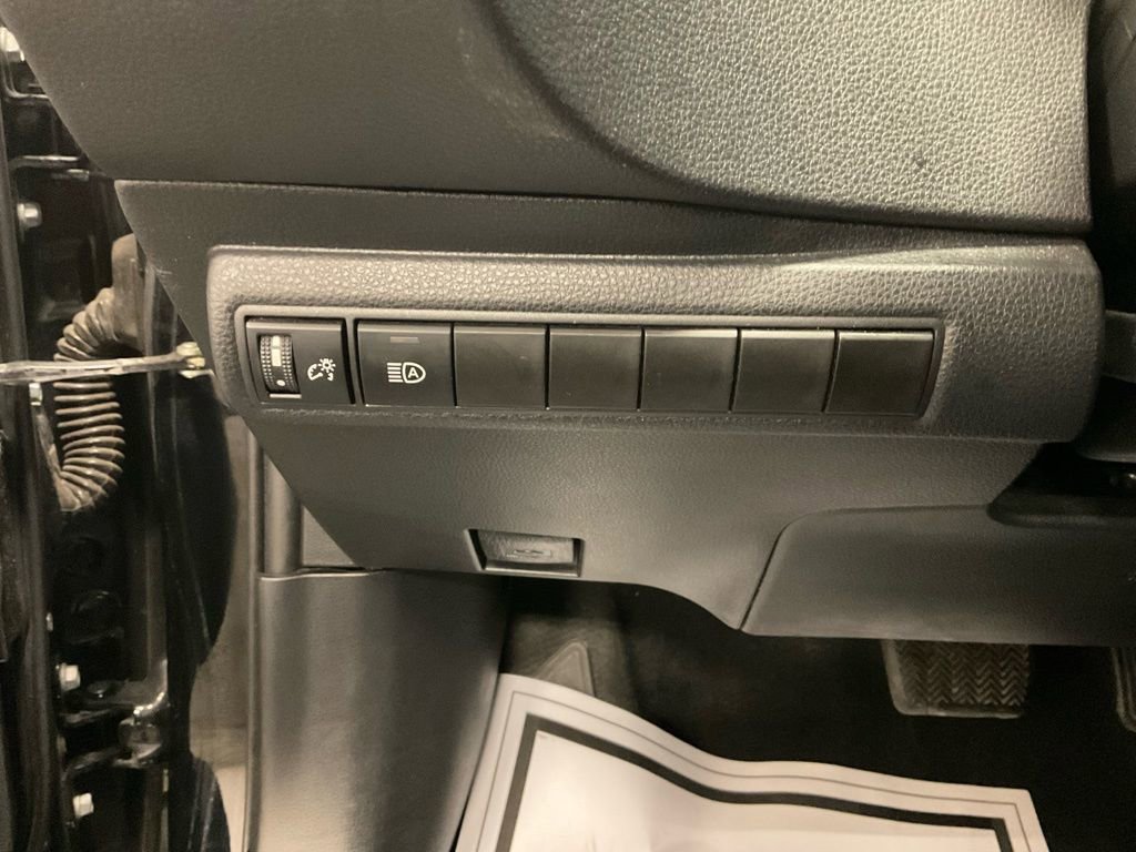 Used 2023 Toyota Corolla LE image 20