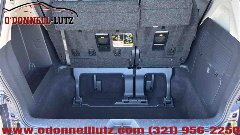 Used 2025 Toyota Sienna Platinum image 10