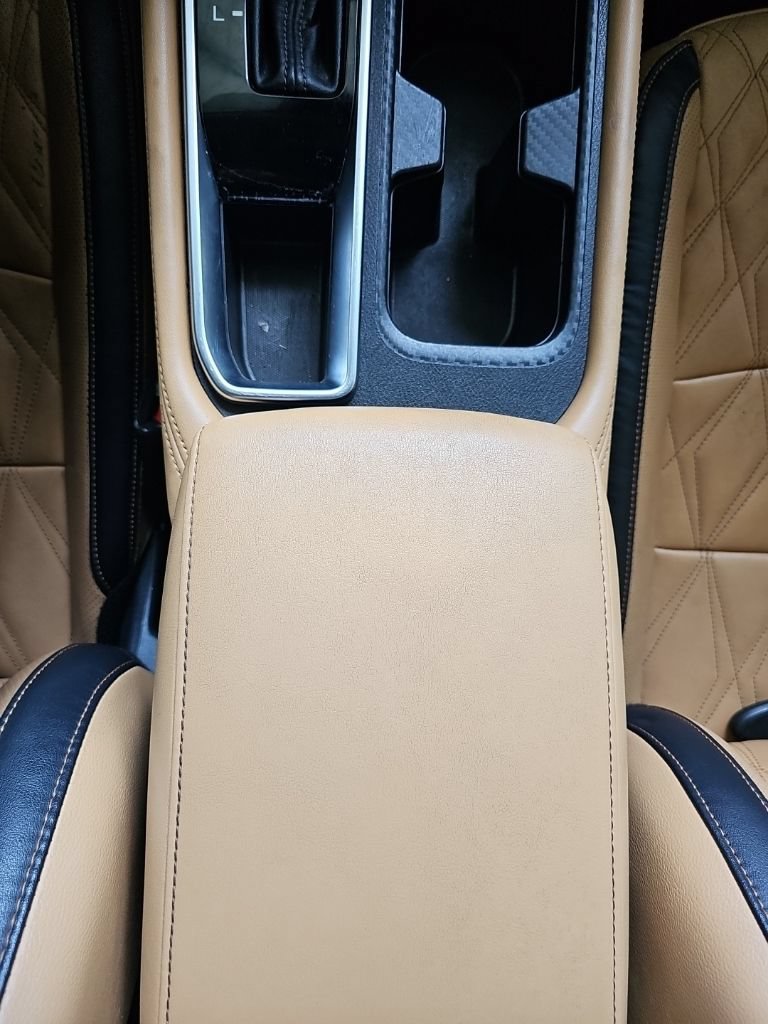 Used 2020 Nissan Sentra SV w/ SV Premium Package FWD image 25
