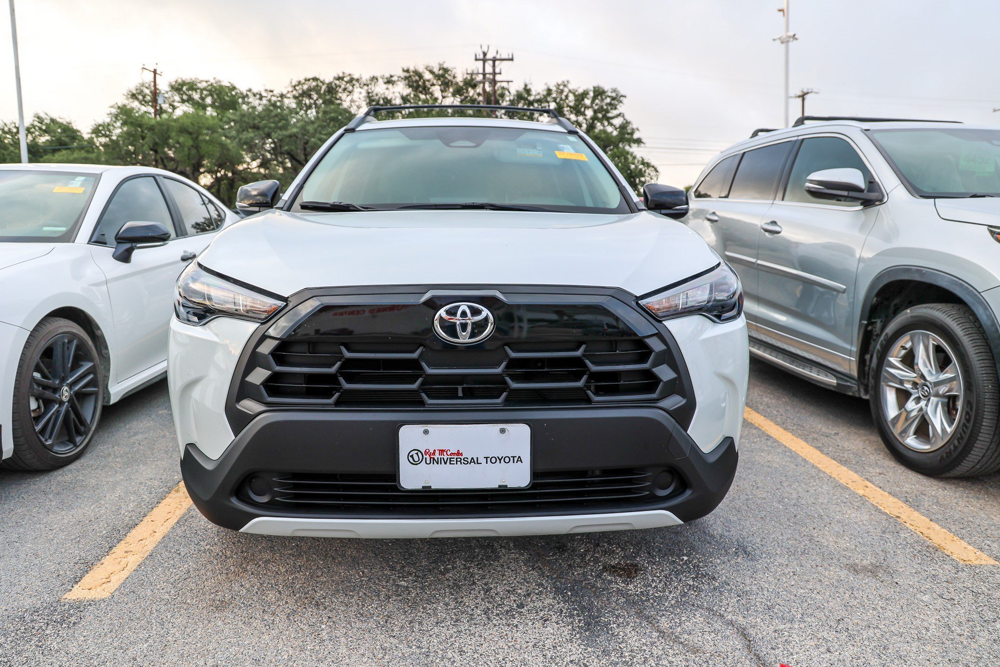 Certified 2026 Toyota Corolla Cross LE FWD image 4