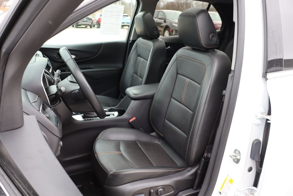 Used 2023 Chevrolet Equinox Premier image 14
