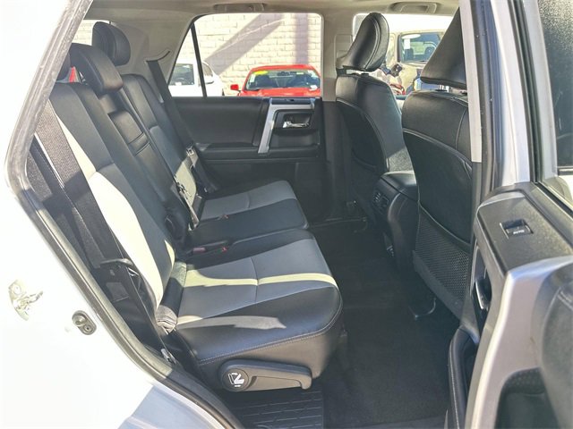 Used 2022 Toyota 4Runner SR5 Premium image 27