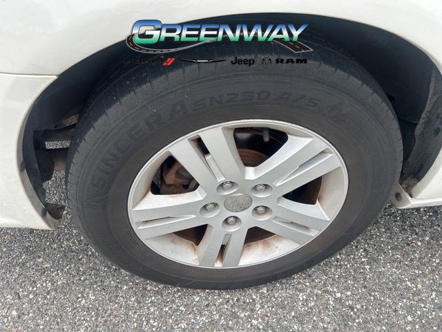 Used 2011 Dodge Grand Caravan Crew w/ Entertainment Group 1 FWD image 7