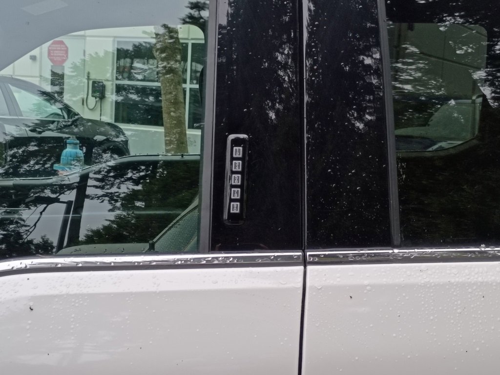 Used 2024 Ford F150 Lariat w/ Equipment Group 502A High image 14