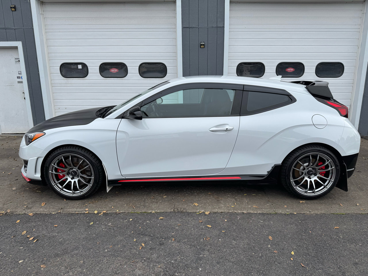 Used 2019 Hyundai Veloster N N w/ Performance Package image 7