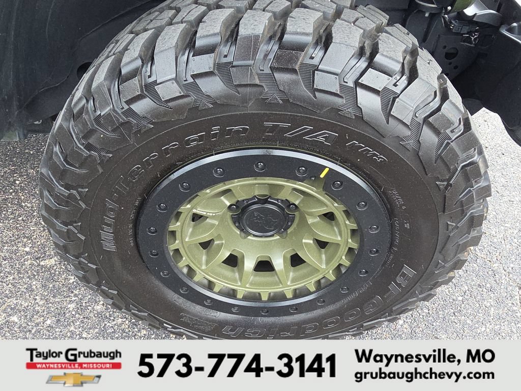 Used 2021 Jeep Wrangler Unlimited Rubicon w/ LED Lighting Group AWD/4WD image 10