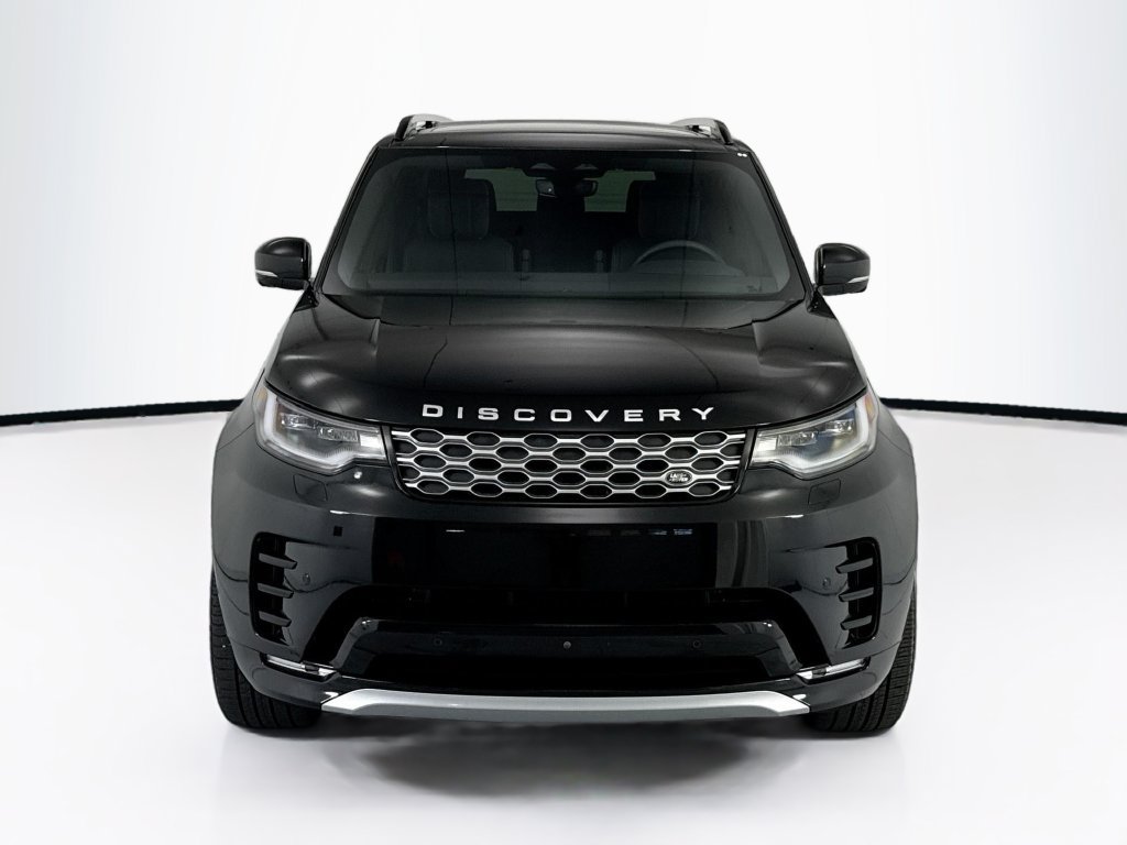 Certified 2026 Land Rover Discovery Limited Edition AWD/4WD image 2
