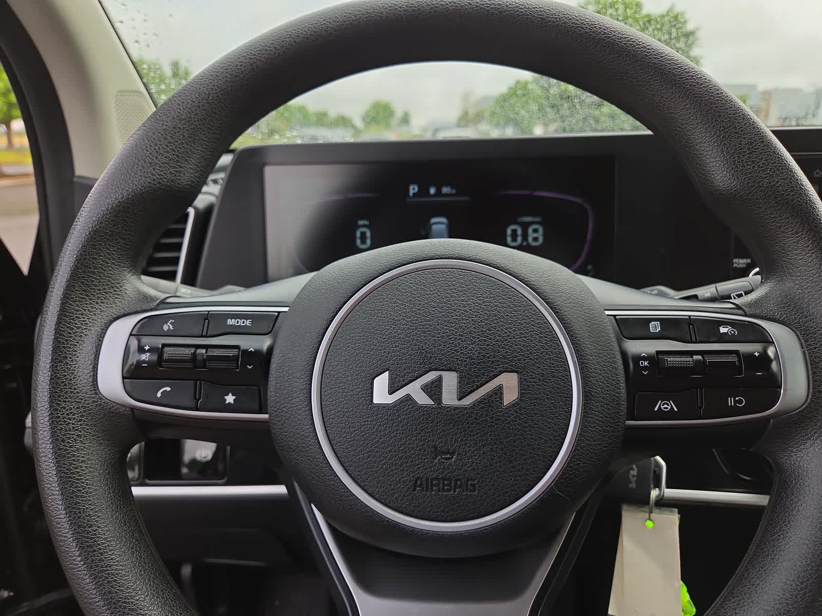 Used 2023 Kia Sportage LX AWD/4WD image 23