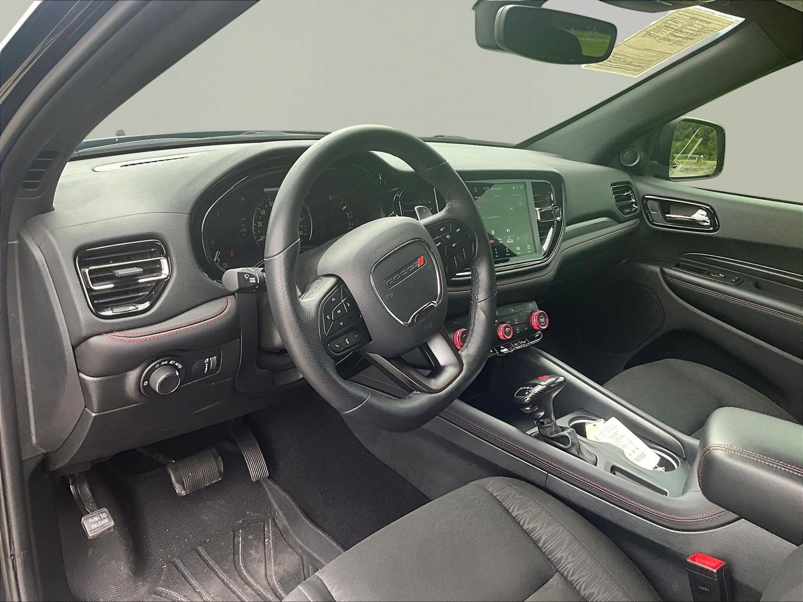 Used 2025 Dodge Durango GT w/ Blacktop Package AWD/4WD image 17