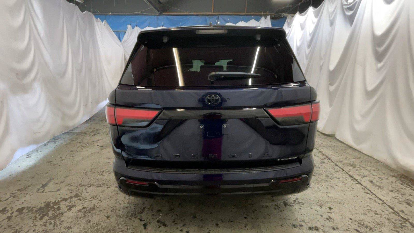 Used 2025 Toyota Sequoia Limited w/ TRD Off-Road Package AWD/4WD image 8