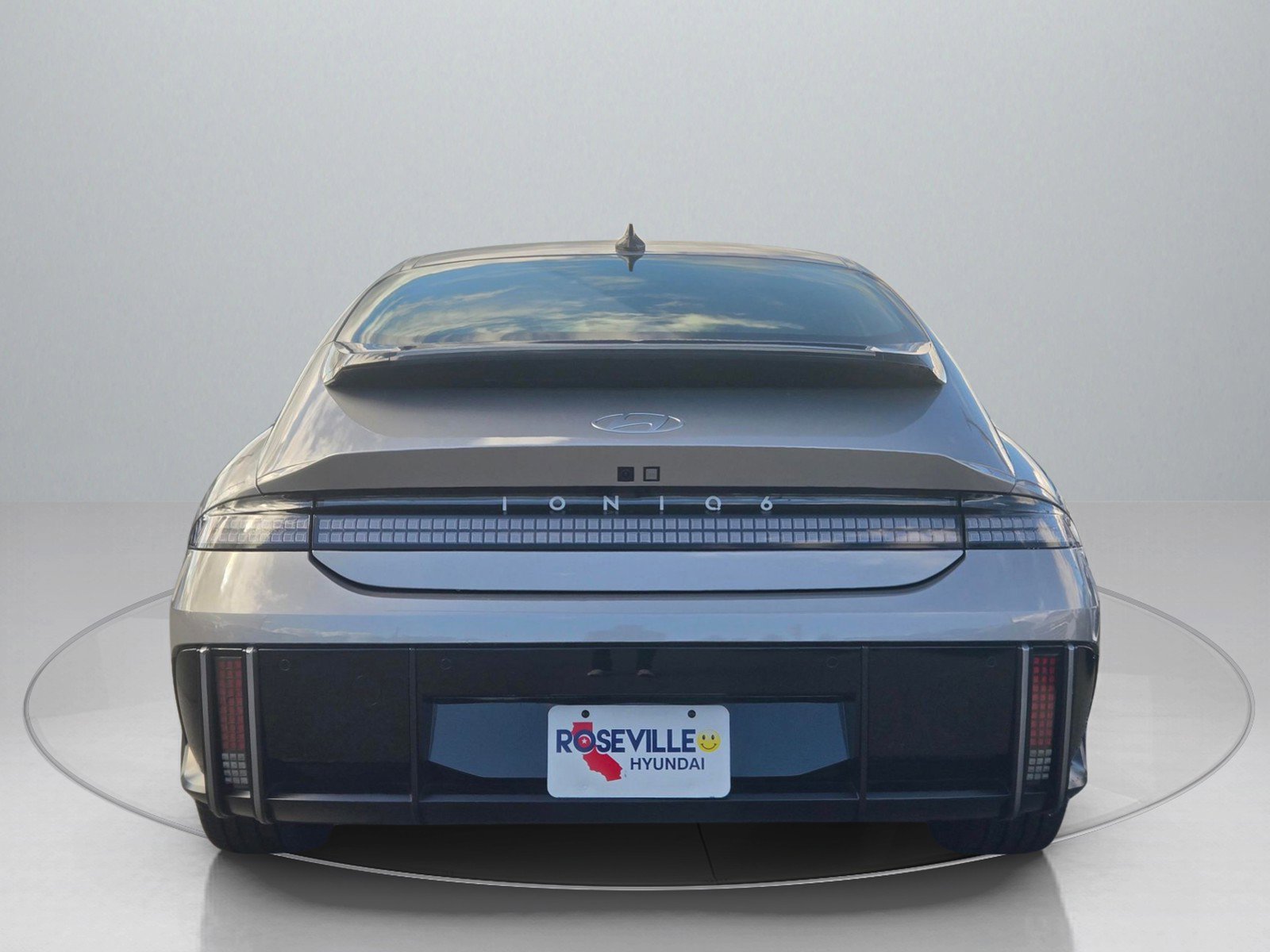 Used 2023 Hyundai Ioniq 6 SEL image 7