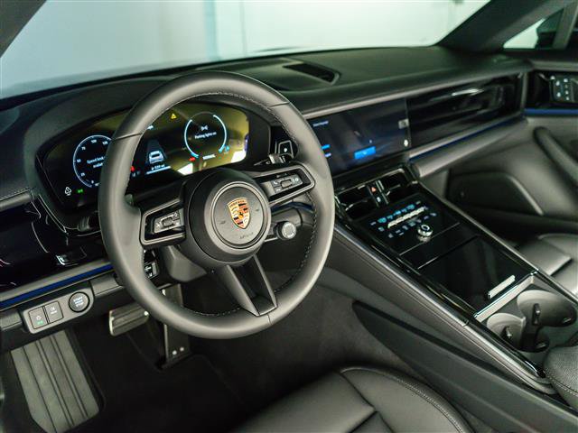 New 2026 Porsche Panamera RWD image 4