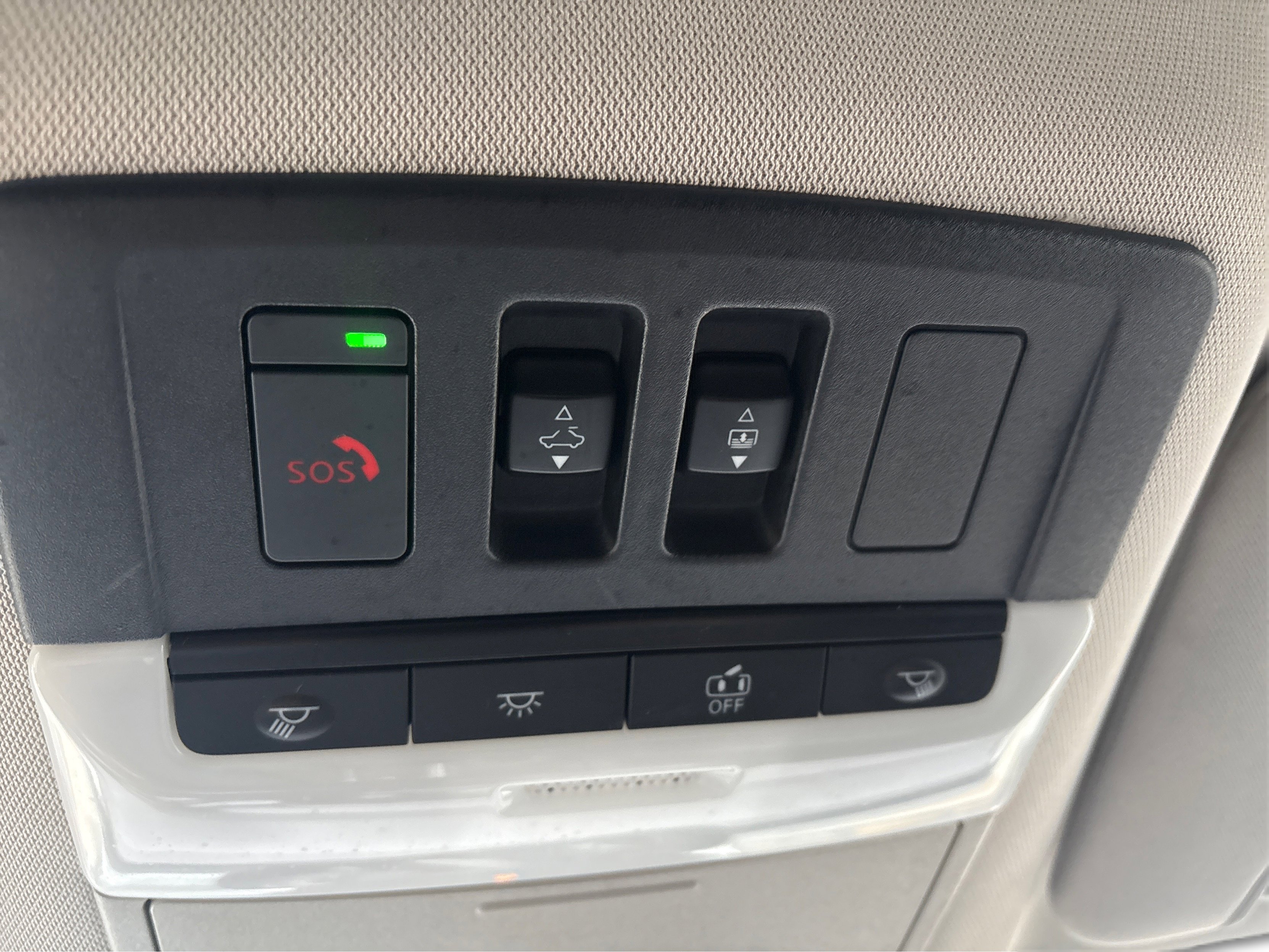 Used 2022 Nissan Pathfinder SL w/ SL Premium Package image 18