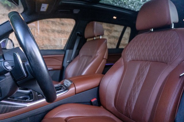 Used 2023 BMW X7 M60i w/ Executive Package image 20
