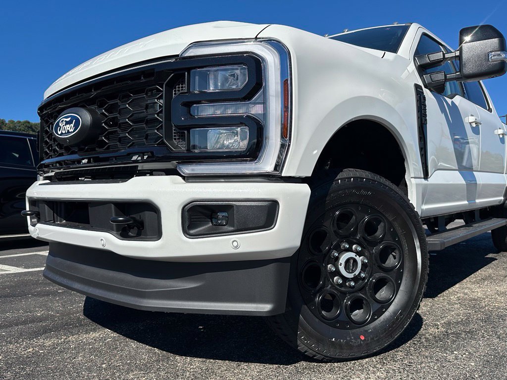 New 2027 Ford F250 Lariat w/ Black Appearance Package AWD/4WD image 37