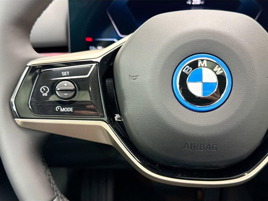 New 2026 BMW i5 eDrive40 w/ Premium Package image 11