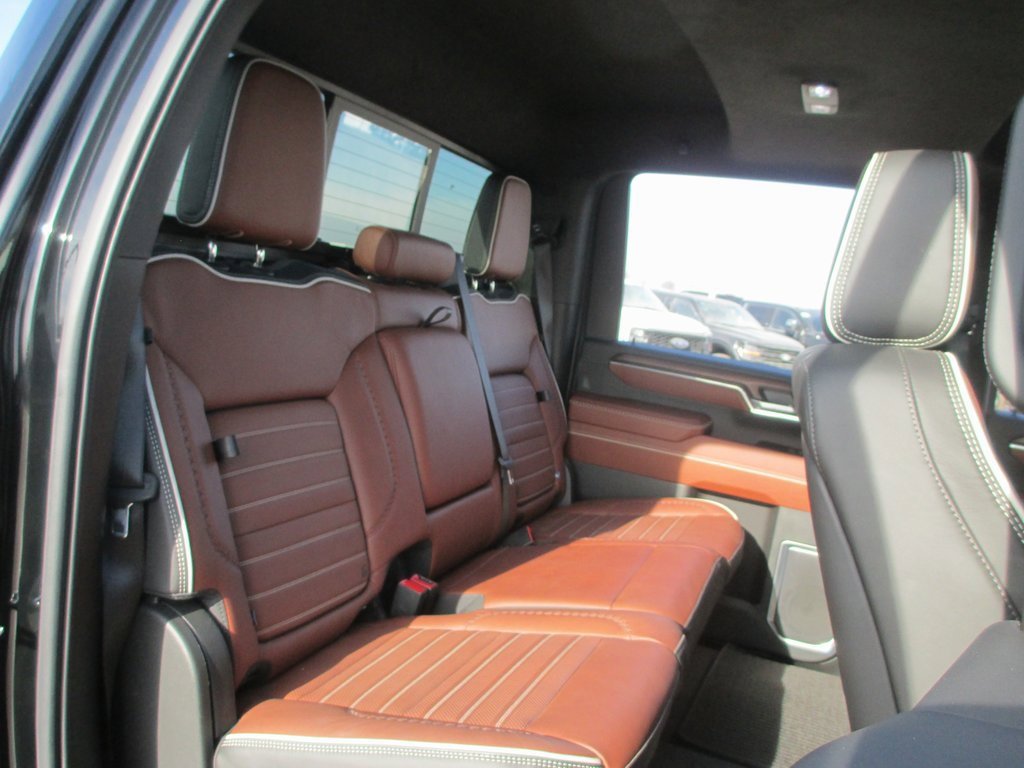 Certified 2024 GMC Sierra 3500 Denali Ultimate image 25