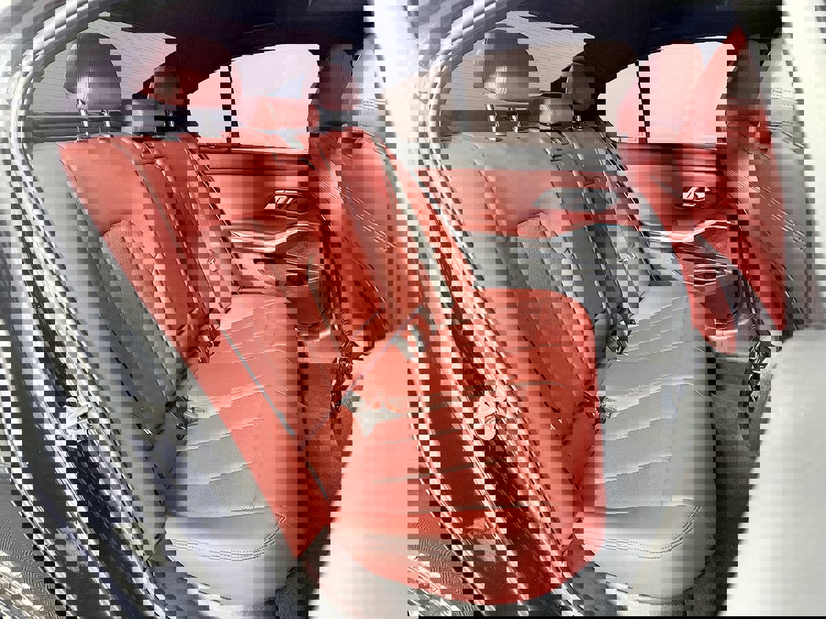 Used 2022 BMW 330e w/ M Sport Package image 41