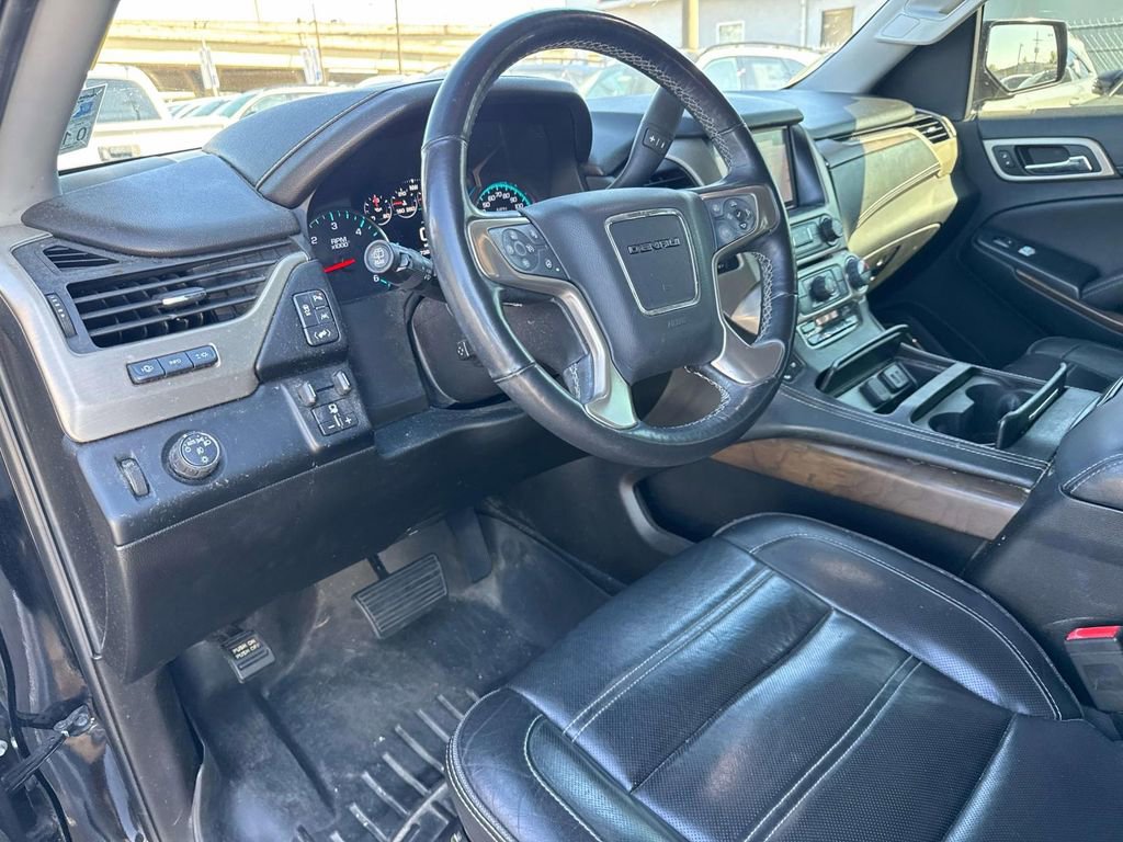 Used 2018 GMC Yukon Denali w/ Open Road Package image 11
