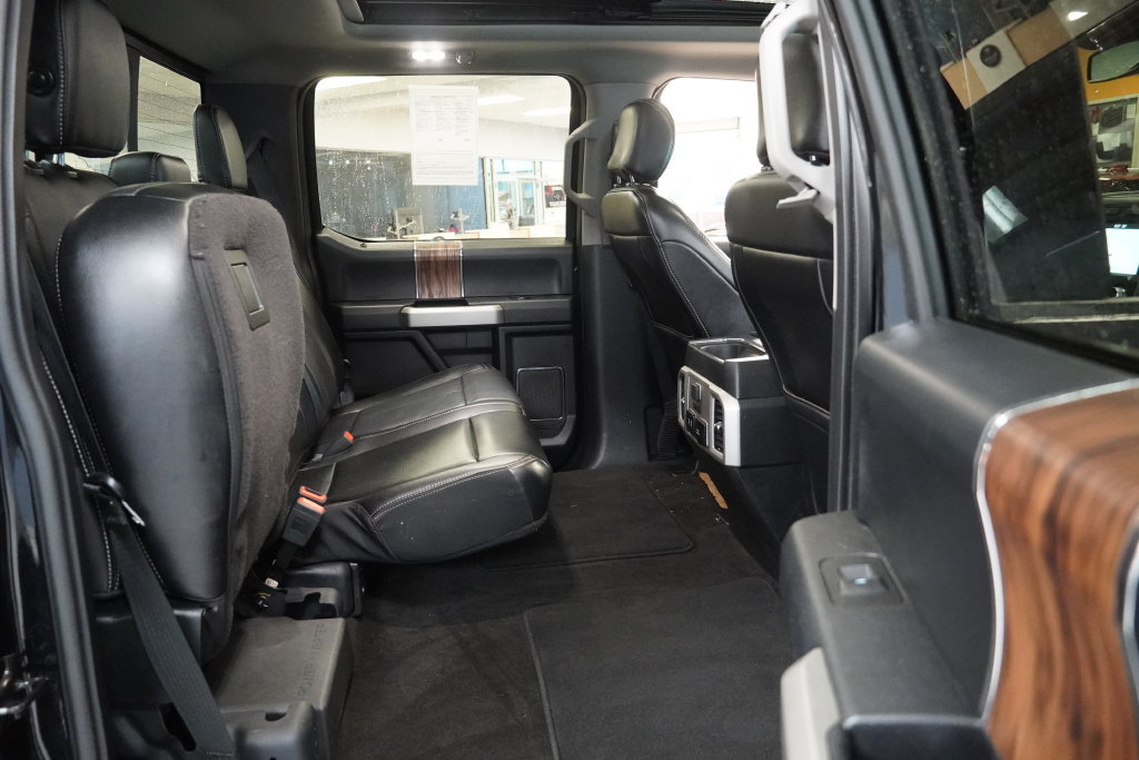 Used 2018 Ford F150 Lariat w/ Equipment Group 502A Luxury AWD/4WD image 33