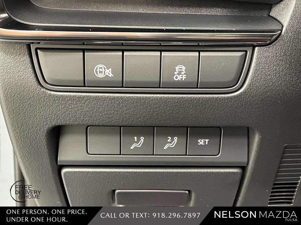 New 2026 MAZDA MAZDA3 Carbon AWD/4WD image 27