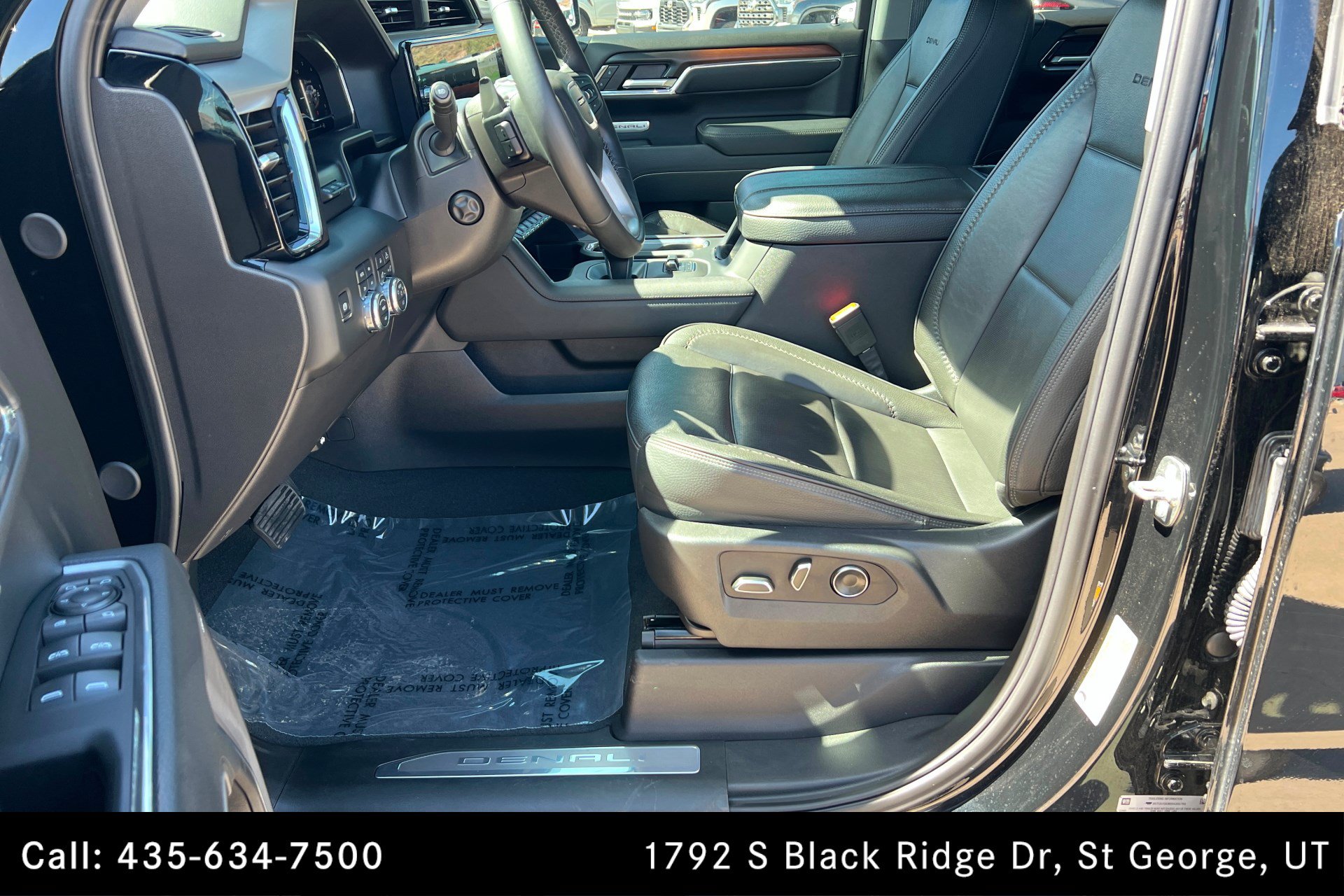 Used 2025 GMC Sierra 1500 Denali w/ Denali Reserve Package AWD/4WD image 17