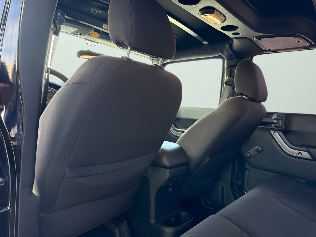 Used 2018 Jeep Wrangler Unlimited Sport AWD/4WD image 23