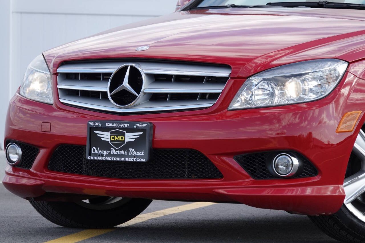 Used 2010 Mercedes-Benz C 300 Sedan image 9