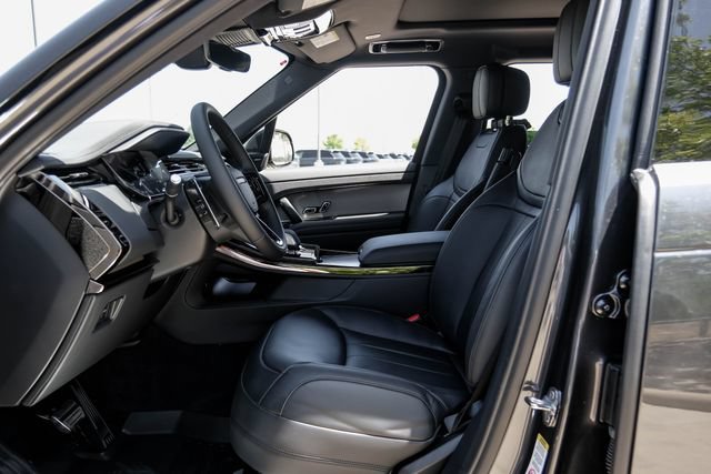 New 2026 Land Rover Range Rover Sport Dynamic SE AWD/4WD image 4