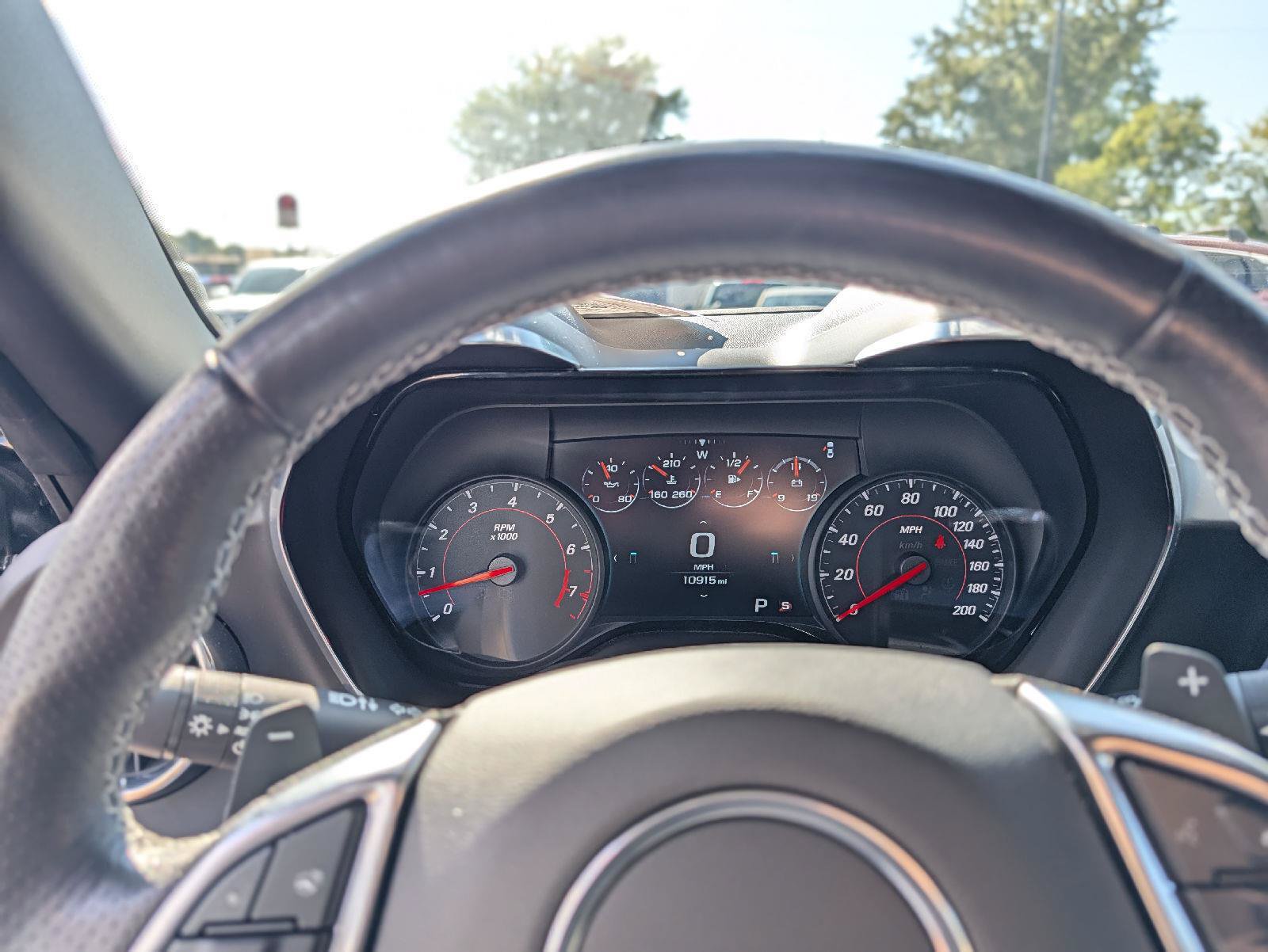 Used 2018 Chevrolet Camaro SS RWD image 4